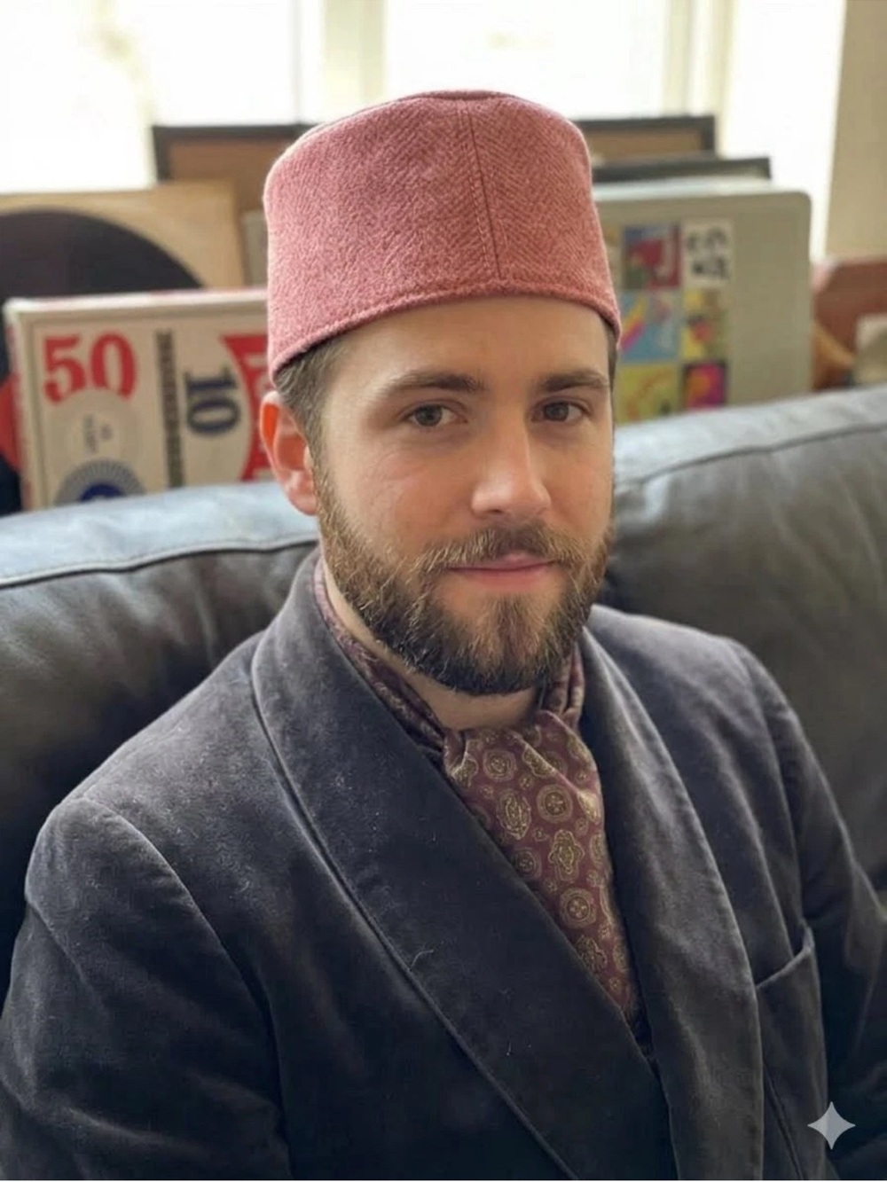 Vintage Men's Light Red Wool Fez Hat - Classic Style